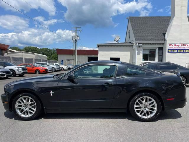 2014 Ford Mustang V6 Premium