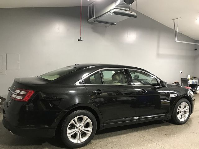 2014 Ford Taurus SEL