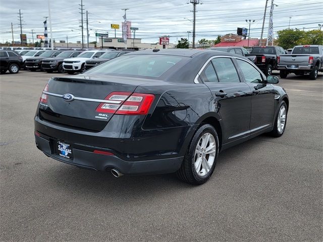 2014 Ford Taurus SEL