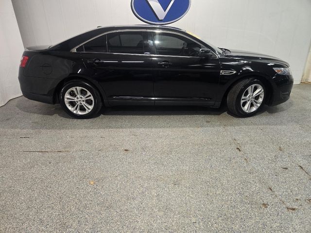 2014 Ford Taurus SEL