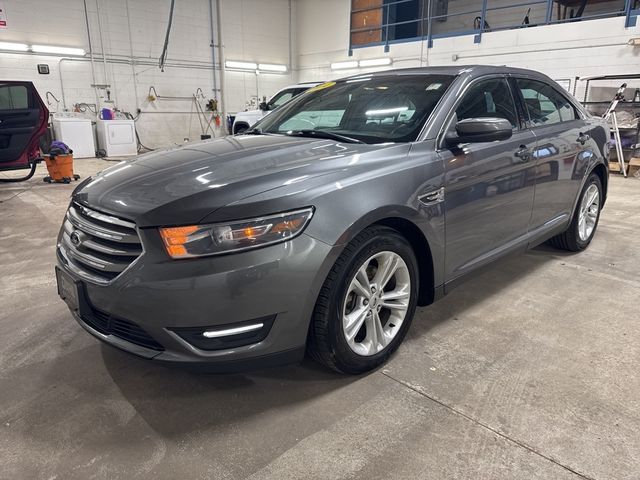 2014 Ford Taurus SEL