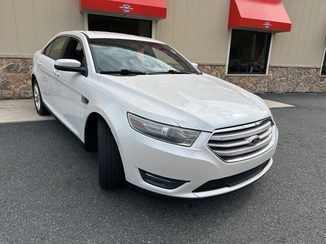 2014 Ford Taurus SEL