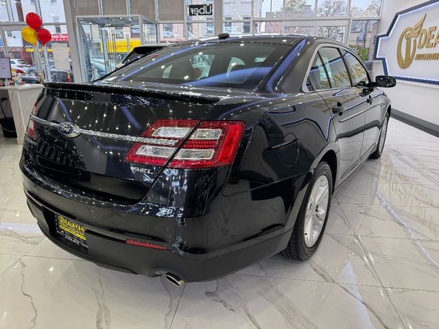 2014 Ford Taurus SEL