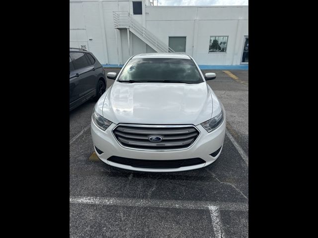 2014 Ford Taurus SEL