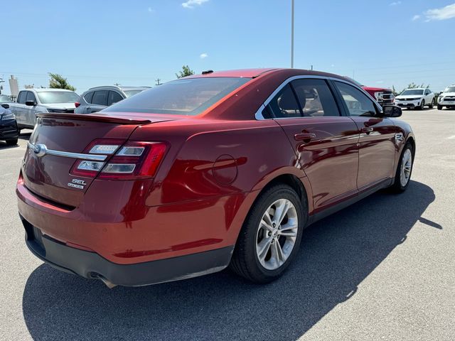 2014 Ford Taurus SEL