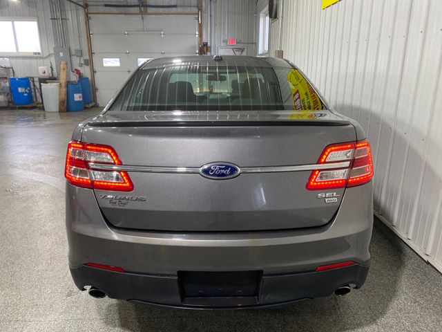 2014 Ford Taurus SEL