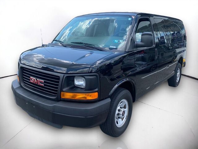 2014 GMC Savana Base