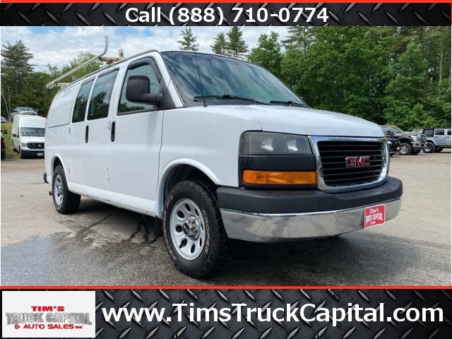 2014 GMC Savana Base