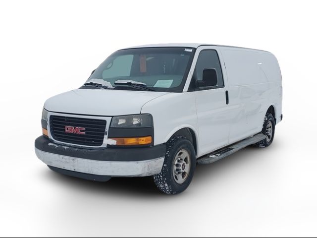 2014 GMC Savana Base