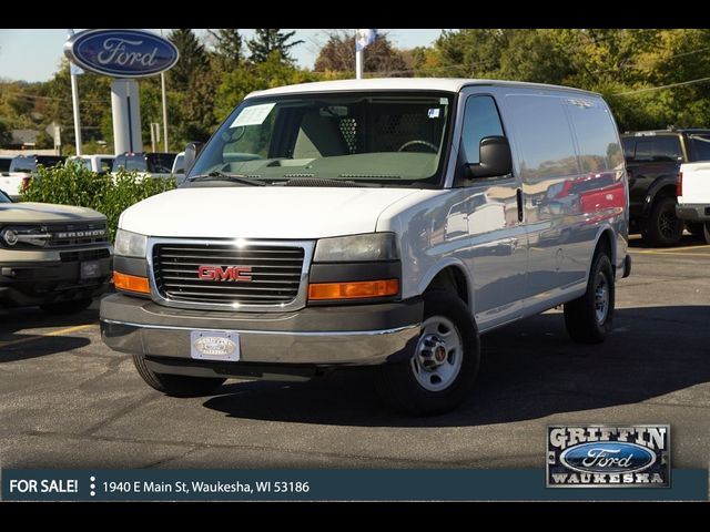 2014 GMC Savana Base