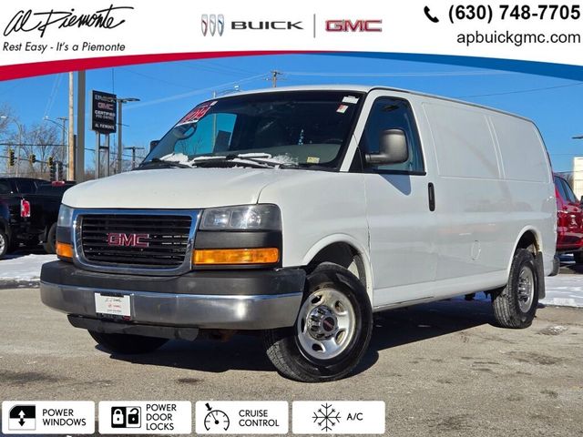 2014 GMC Savana Base