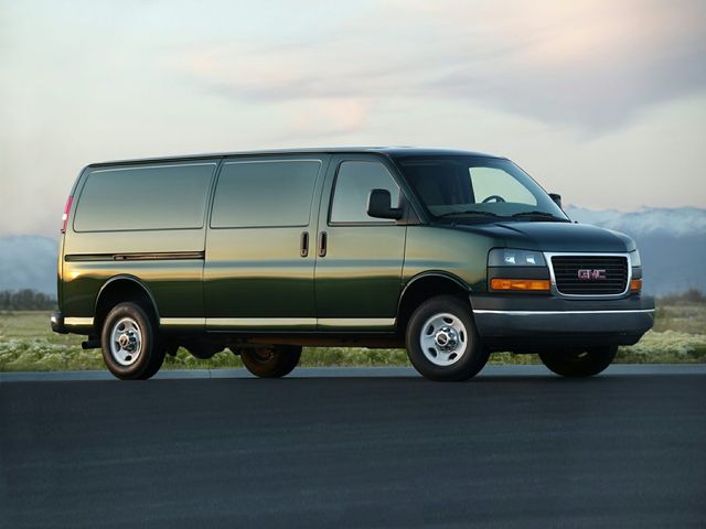 2014 GMC Savana Base