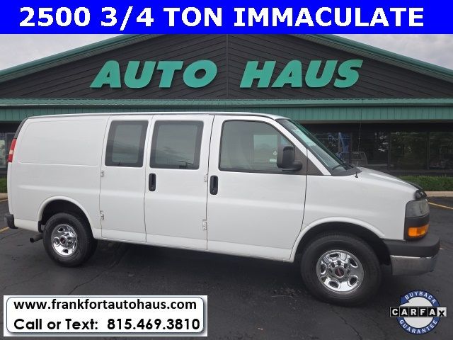 2014 GMC Savana Base