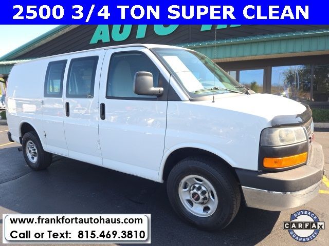 2014 GMC Savana Base