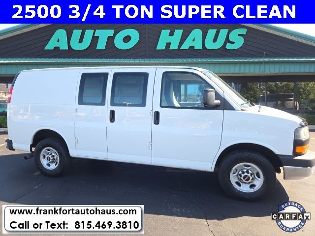 2014 GMC Savana Base