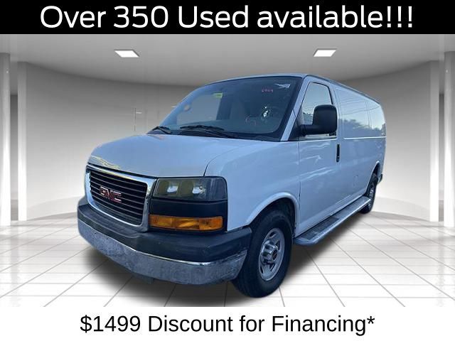 2014 GMC Savana Base