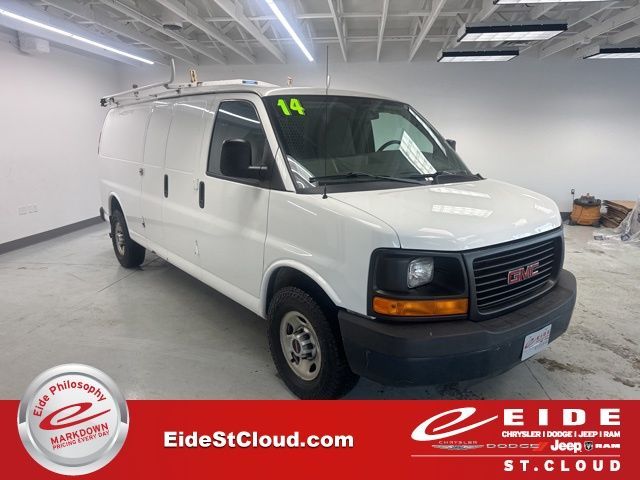 2014 GMC Savana Base