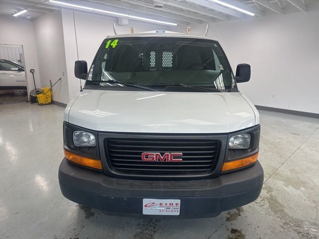 2014 GMC Savana Base
