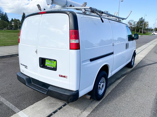 2014 GMC Savana Base