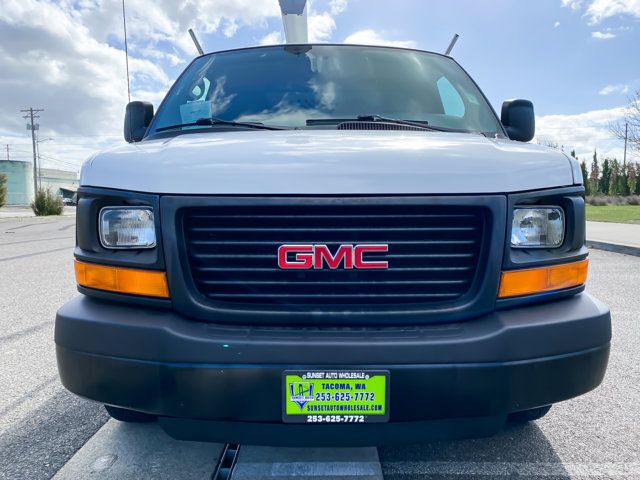 2014 GMC Savana Base