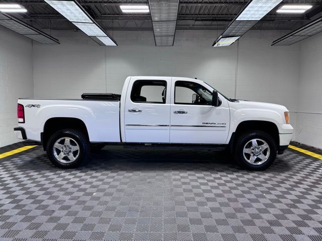 2014 GMC Sierra 2500HD Denali