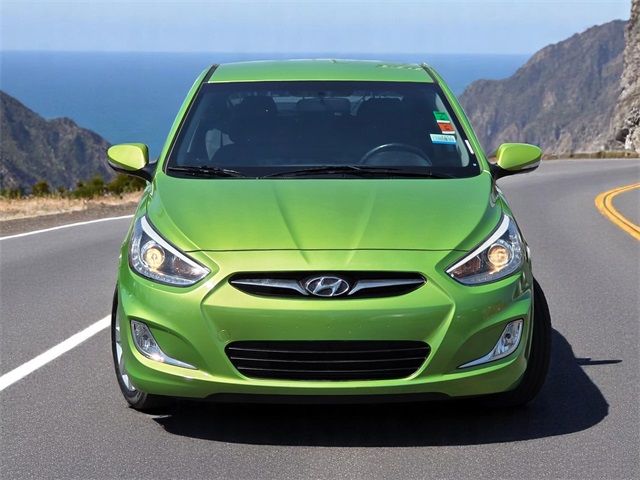 2014 Hyundai Accent SE