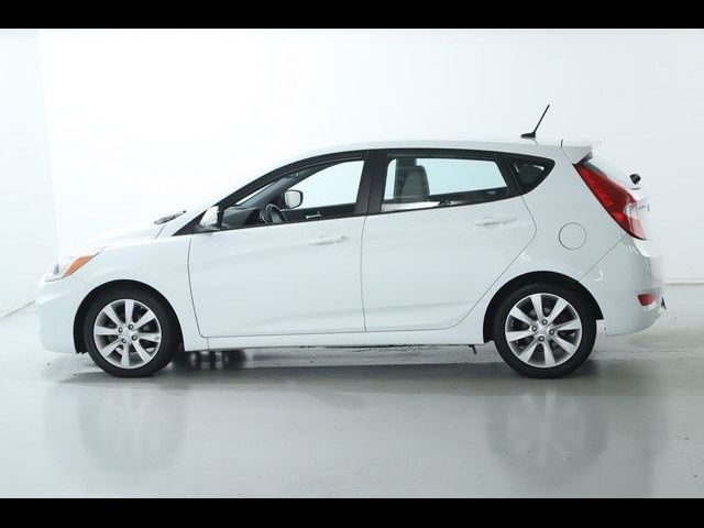 2014 Hyundai Accent SE