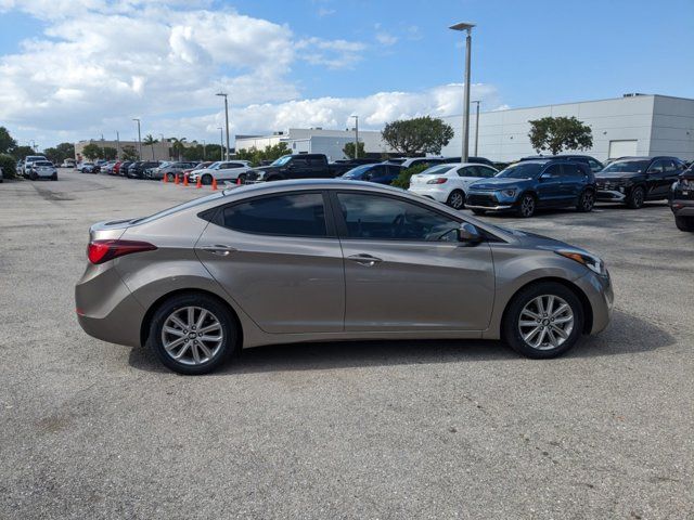 2014 Hyundai Elantra SE