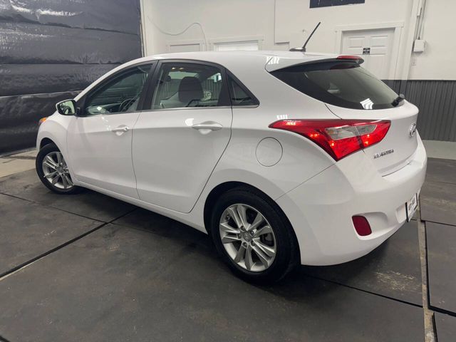 2014 Hyundai Elantra GT Base