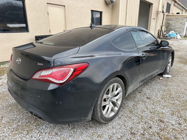 2014 Hyundai Genesis 2.0T Premium