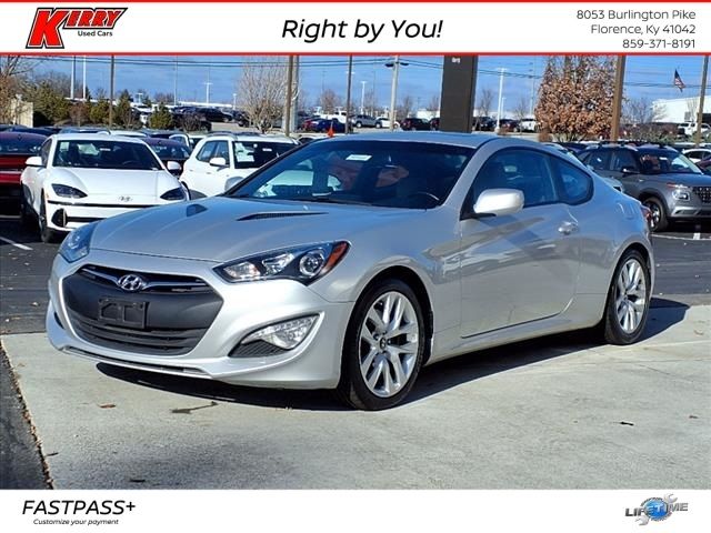 2014 Hyundai Genesis 2.0T Premium