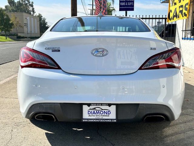 2014 Hyundai Genesis 3.8 Grand Touring