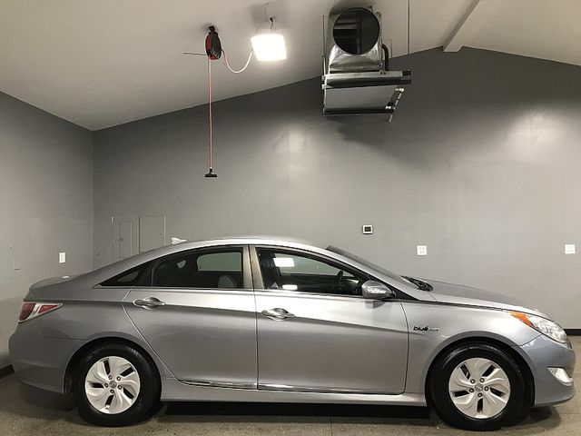 2014 Hyundai Sonata Hybrid Base