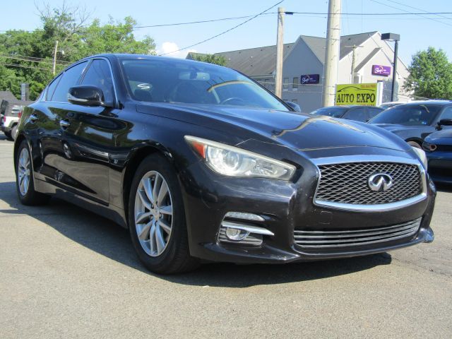 2014 INFINITI Q50 Premium