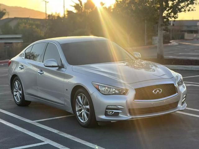 2014 INFINITI Q50 Premium