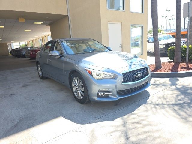 2014 INFINITI Q50 Base