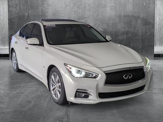 2014 INFINITI Q50 Premium