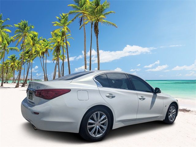 2014 INFINITI Q50 Premium