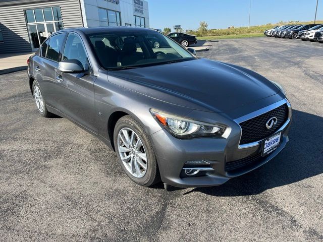 2014 INFINITI Q50 Premium