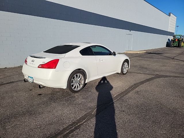 2014 INFINITI Q60 Base