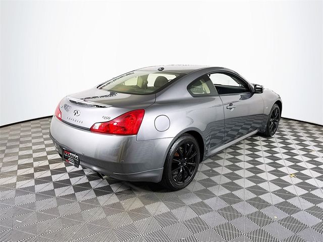 2014 INFINITI Q60 Base