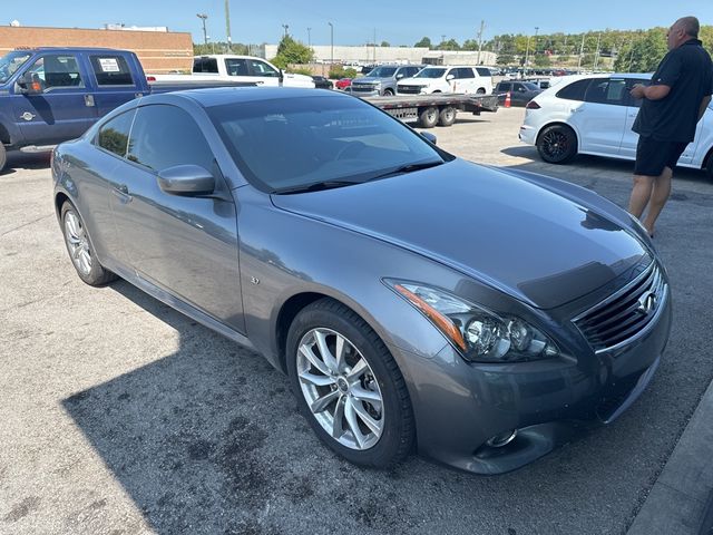 2014 INFINITI Q60 Base