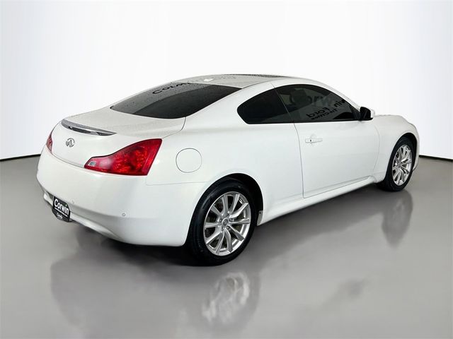 2014 INFINITI Q60 Base