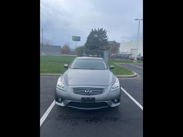 2014 INFINITI Q60 Base