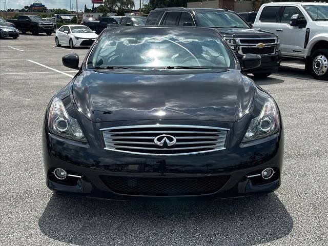 2014 INFINITI Q60 Base