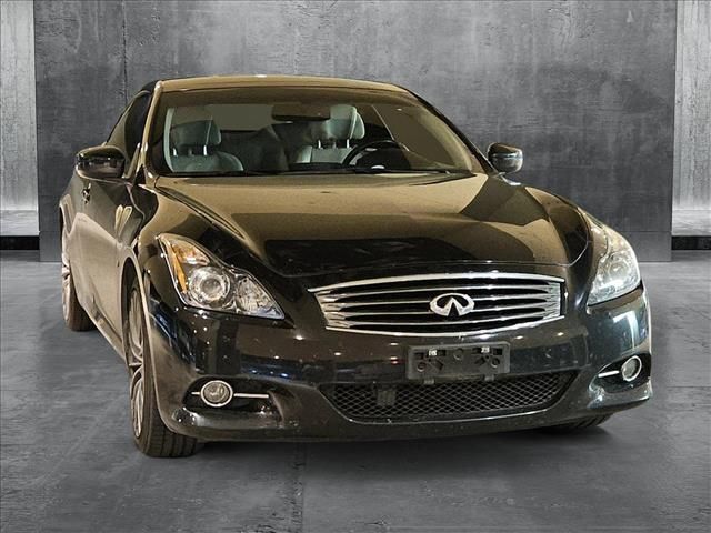 2014 INFINITI Q60 Base