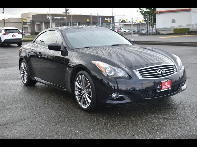 2014 INFINITI Q60 Base