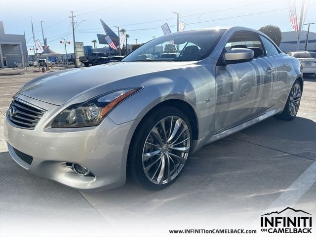 2014 INFINITI Q60 Base