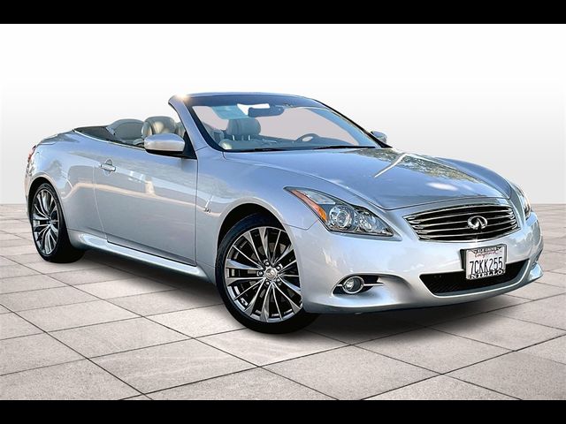 2014 INFINITI Q60 Base