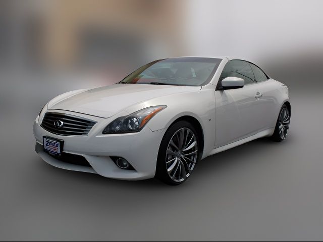 2014 INFINITI Q60 Base